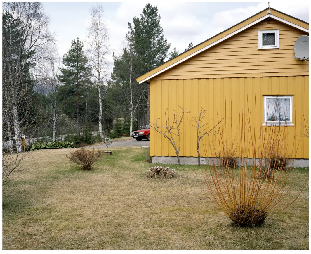 <span class="font-weight-bold" data-lab-font_weight_desktop="font-weight-bold">TITT TEI:</span> Helge Skodvin har et kunstnerblikk på Volvo 240 som har gitt nordmannen internasjonal anerkjennelse som fotograf gjennom boka «240 Landscapes». <span class="font-weight-bold" data-lab-font_weight_desktop="font-weight-bold">TITT TEI:</span> Helge Skodvin har et kunstnerblikk på Volvo 240 som har gitt nordmannen internasjonal anerkjennelse som fotograf gjennom boka «240 Landscapes».