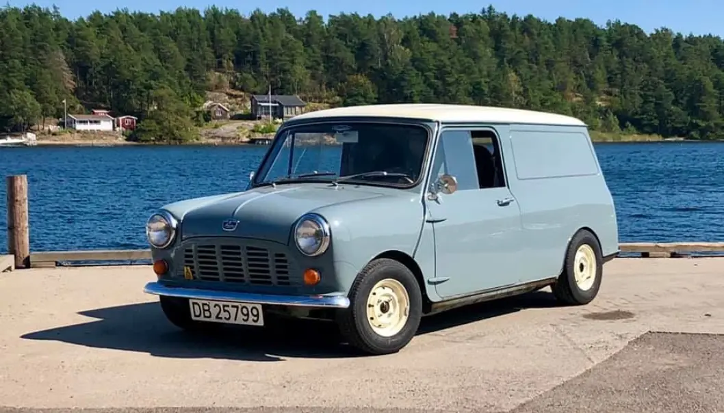 <span class="font-weight-bold" data-lab-font_weight_desktop="font-weight-bold">MINIBRYGGE: </span>Tore Hjellset snakker pent om Mini i alle varianter, men har en spesiell tro på varebil-versjonen – som grom bruksveteran utenom allfarvei. <span class="font-weight-bold" data-lab-font_weight_desktop="font-weight-bold">MINIBRYGGE: </span>Tore Hjellset snakker pent om Mini i alle varianter, men har en spesiell tro på varebil-versjonen – som grom bruksveteran utenom allfarvei.