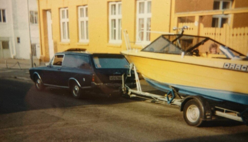 HADDE ALT: På 1980-tallet lånte Ford varebil-entusiast Knut Thomsen i Trondheim en linjelekker Draco fritidsbåt av en kompis.
