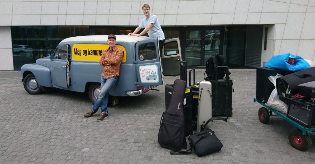 <span class="font-weight-bold" data-lab-font_weight_desktop="font-weight-bold">DUO MED DUETT: </span>Duoen bak bandet «Meg og kammeraten min», Martin Hagfors og Erik Johannessen, har delt mange timer bak Volvoens smale frontrute. <span class="font-weight-bold" data-lab-font_weight_desktop="font-weight-bold">DUO MED DUETT: </span>Duoen bak bandet «Meg og kammeraten min», Martin Hagfors og Erik Johannessen, har delt mange timer bak Volvoens smale frontrute.
