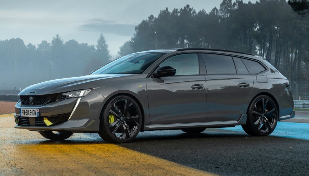 TIDENES STERKESTE: Det er bare i rallyløypene vi har sett en raskere Peugeot enn denne. TIDENES STERKESTE: Det er bare i rallyløypene vi har sett en raskere Peugeot enn denne.
