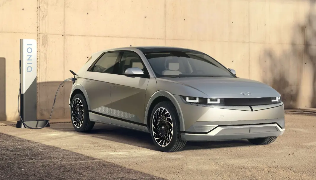 NEI, INGEN SUV: Ioniq 5 har vært omtalt som en SUV, men det er en kombikupé det dreier seg om. NEI, INGEN SUV: Ioniq 5 har vært omtalt som en SUV, men det er en kombikupé det dreier seg om.