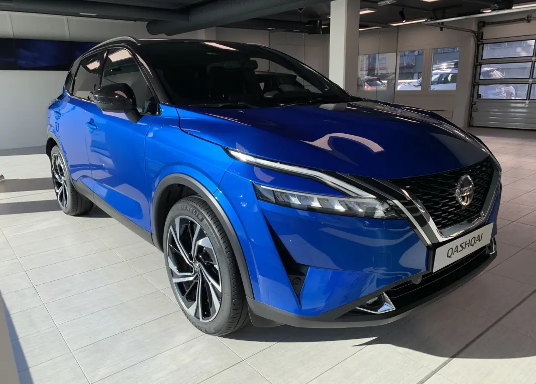 NUMMER TRE: Tredje generasjon av suksessen Nissan Qashqai er ute av egget. Tre millioner av de to første er blitt solgt i Europa. NUMMER TRE: Tredje generasjon av suksessen Nissan Qashqai er ute av egget. Tre millioner av de to første er blitt solgt i Europa.