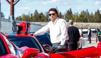 <span class="font-weight-bold" data-lab-font_weight_desktop="font-weight-bold">FERRARI-RITTET:</span> Leif Lødeng har slitt mer Ferrari enn de fleste og føler seg hjemme når han kan kjøre italienerne på offentlig vei eller på lukket racingbane. <span class="font-weight-bold" data-lab-font_weight_desktop="font-weight-bold">FERRARI-RITTET:</span> Leif Lødeng har slitt mer Ferrari enn de fleste og føler seg hjemme når han kan kjøre italienerne på offentlig vei eller på lukket racingbane.