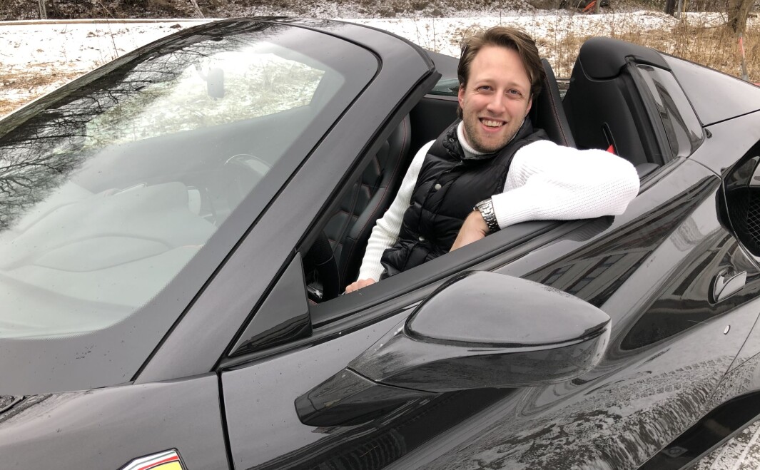 <span class="font-weight-bold" data-lab-font_weight_desktop="font-weight-bold">FRISKUS: </span>Ferrari gir åpne utgaver tilnavnet Spider: Herman Smidt trives med skarp luft på tur. <span class="font-weight-bold" data-lab-font_weight_desktop="font-weight-bold">FRISKUS: </span>Ferrari gir åpne utgaver tilnavnet Spider: Herman Smidt trives med skarp luft på tur.