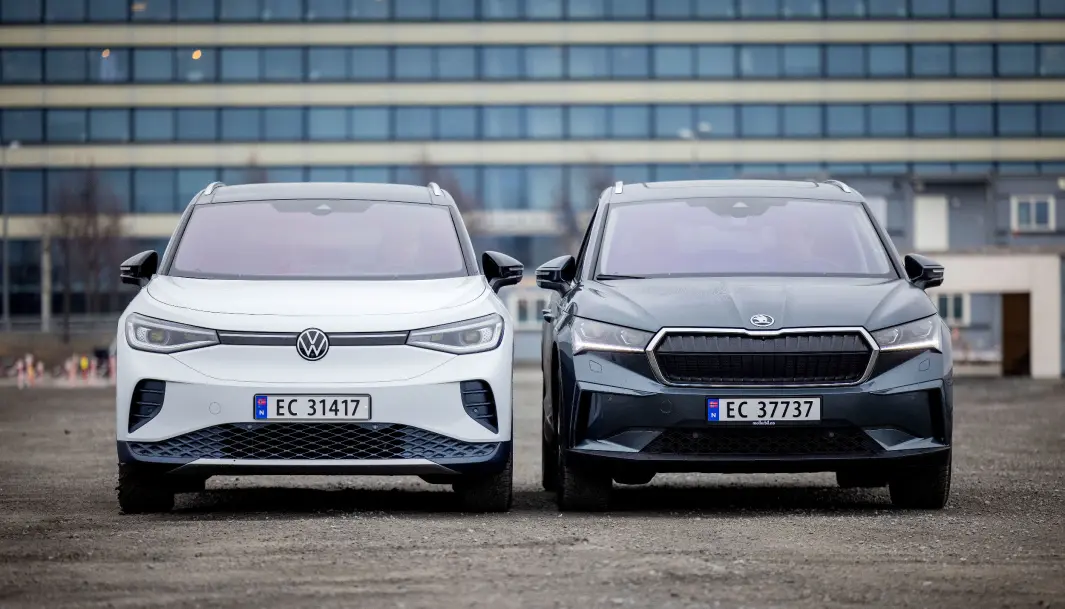 <span class=" font-weight-bold" data-lab-font_weight_desktop="font-weight-bold">RIVALER: </span>VW ID.4 og Skoda Enyaq har svært mye til felles, og vil i stor grad kjempe om de samme kundene. Men det er likevel klare ulikheter utseendemessig. <span class=" font-weight-bold" data-lab-font_weight_desktop="font-weight-bold">RIVALER: </span>VW ID.4 og Skoda Enyaq har svært mye til felles, og vil i stor grad kjempe om de samme kundene. Men det er likevel klare ulikheter utseendemessig.