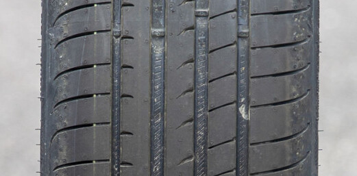 <span class="font-weight-bold" data-lab-font_weight_desktop="font-weight-bold">UHP:</span> Goodyear Eagle F1 Asymmetric 5. <span class="font-weight-bold" data-lab-font_weight_desktop="font-weight-bold">UHP:</span> Goodyear Eagle F1 Asymmetric 5.