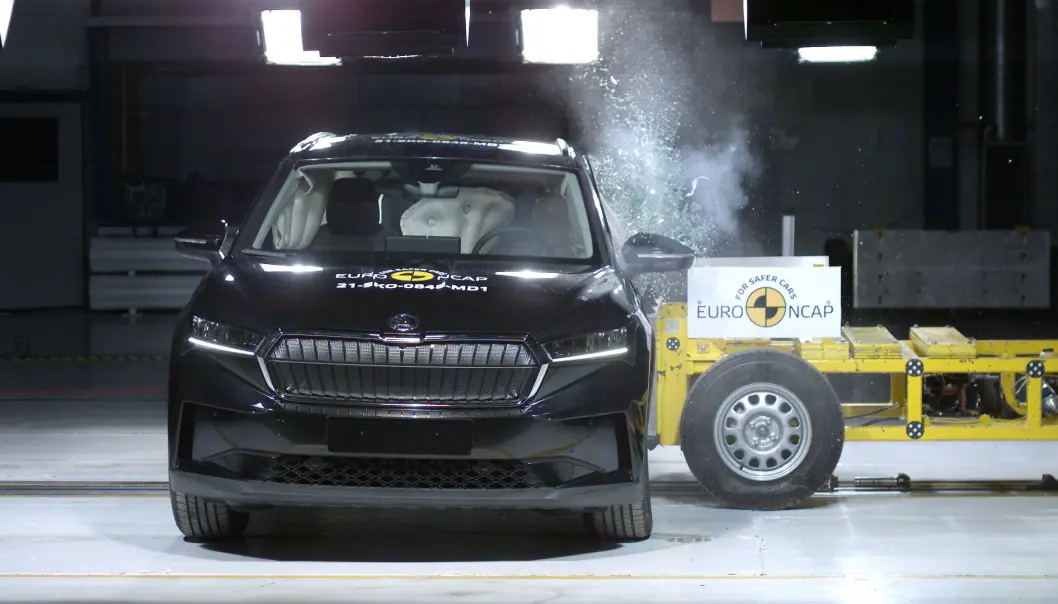 SIKKER: Skoda Enyaq fikk 94 poeng for voksenbeskyttelse og 89 poeng i barnebeskyttelse i kollisjonstestene. SIKKER: Skoda Enyaq fikk 94 poeng for voksenbeskyttelse og 89 poeng i barnebeskyttelse i kollisjonstestene.