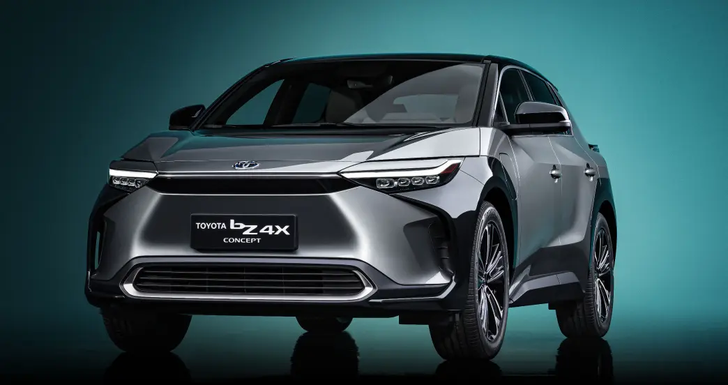 <span class="font-weight-bold" data-lab-font_weight_desktop="font-weight-bold">KOMMER I 2022:</span> Toyota har snart klar sin første batterielektriske bil. <span class="font-weight-bold" data-lab-font_weight_desktop="font-weight-bold">KOMMER I 2022:</span> Toyota har snart klar sin første batterielektriske bil.