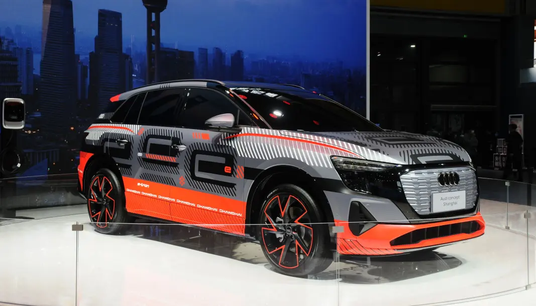 <span class=" font-weight-bold" data-lab-font_weight_desktop="font-weight-bold">AUDI CONCEPT SHANGHAI:</span> Audi holder kortene tett til brystet om denne store SUV-en, som vi tror er søstermodellen til MEB-baserte ID.6 og antakelig forbeholdt det kinesiske markedet. <span class=" font-weight-bold" data-lab-font_weight_desktop="font-weight-bold">AUDI CONCEPT SHANGHAI:</span> Audi holder kortene tett til brystet om denne store SUV-en, som vi tror er søstermodellen til MEB-baserte ID.6 og antakelig forbeholdt det kinesiske markedet.