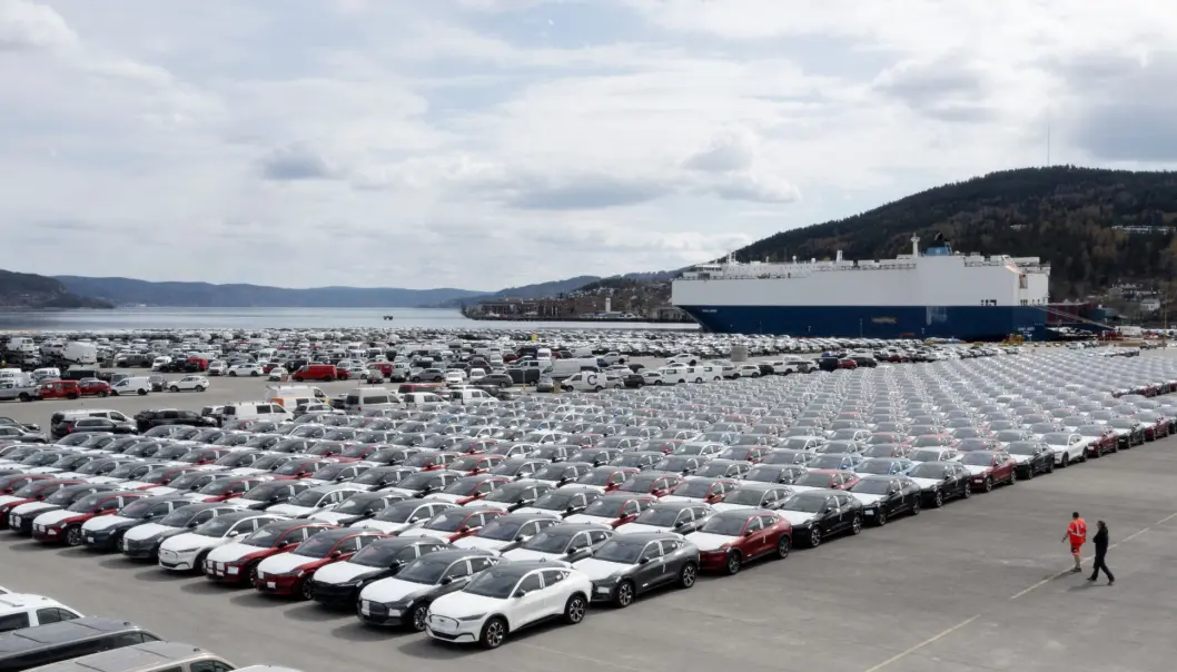 MER AV DETTE: Ford Mustang Mach-E-biler i hundretall på havna i Drammen. Flere kommer. MER AV DETTE: Ford Mustang Mach-E-biler i hundretall på havna i Drammen. Flere kommer.
