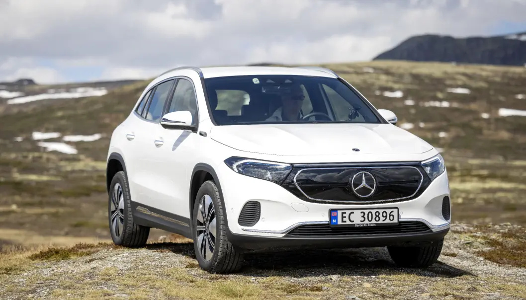<span class=" font-weight-bold" data-lab-font_weight_desktop="font-weight-bold">BEST FOR TO:</span> Mercedes EQA er et ypperlig valg for mange som ikke trenger mye bagasjeplass eller voksne passasjerer i baksetet. <span class=" font-weight-bold" data-lab-font_weight_desktop="font-weight-bold">BEST FOR TO:</span> Mercedes EQA er et ypperlig valg for mange som ikke trenger mye bagasjeplass eller voksne passasjerer i baksetet.