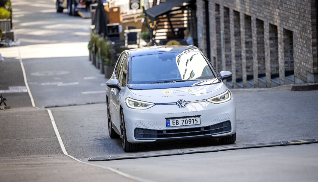<span class=" font-weight-bold" data-lab-font_weight_desktop="font-weight-bold">LIKE EFFEKTIVE: </span>En VW ID.3 har varmepumpe som standard, og kompensasjonsordningen har ingenting med bilenes ytelser å gjøre. <span class=" font-weight-bold" data-lab-font_weight_desktop="font-weight-bold">LIKE EFFEKTIVE: </span>En VW ID.3 har varmepumpe som standard, og kompensasjonsordningen har ingenting med bilenes ytelser å gjøre.