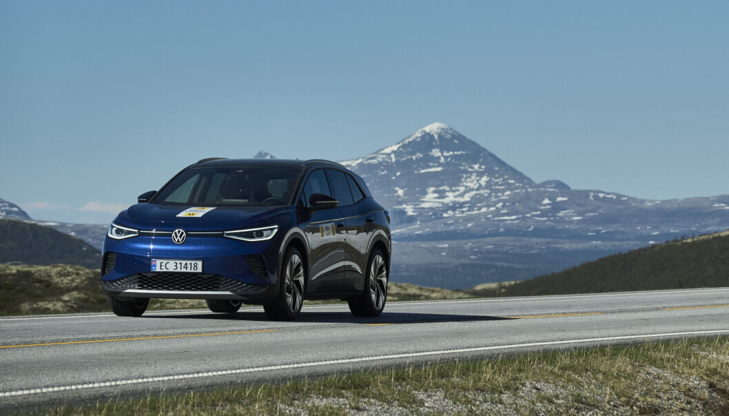 PENGER TILBAKE: Eiere av VW ID.4 – her fotografert under elbiltesten til Motor og NAF – får kompensasjon fra VW. PENGER TILBAKE: Eiere av VW ID.4 – her fotografert under elbiltesten til Motor og NAF – får kompensasjon fra VW.