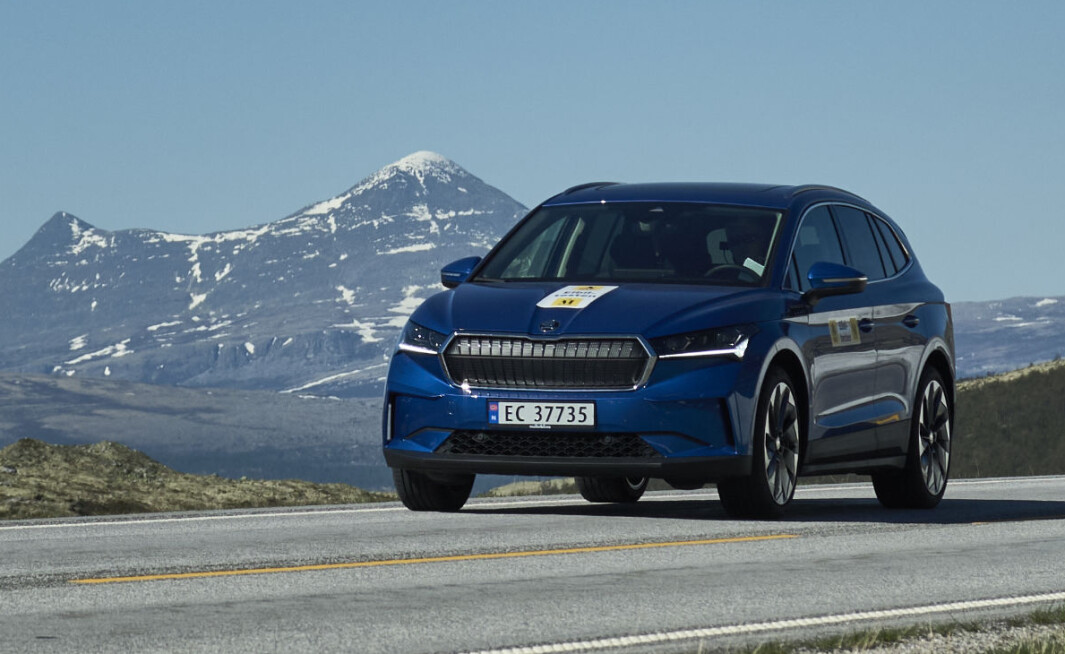 SUKSESSMODELL: Skoda Enyaq er en av de mest ettertraktede elektriske nyhetene på markedet. Dessverre må en del kunder være tålmodige de neste månedene. SUKSESSMODELL: Skoda Enyaq er en av de mest ettertraktede elektriske nyhetene på markedet. Dessverre må en del kunder være tålmodige de neste månedene.