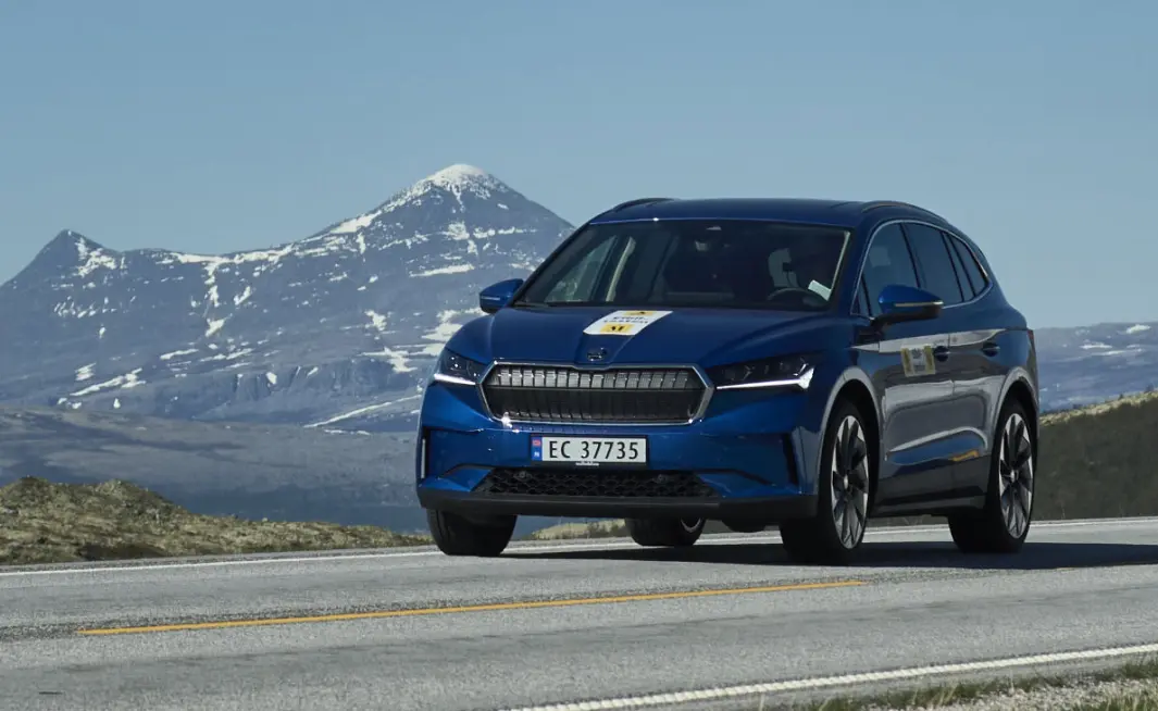 SUKSESSMODELL: Skoda Enyaq er en av de mest ettertraktede elektriske nyhetene på markedet. Dessverre må en del kunder være tålmodige de neste månedene. SUKSESSMODELL: Skoda Enyaq er en av de mest ettertraktede elektriske nyhetene på markedet. Dessverre må en del kunder være tålmodige de neste månedene.