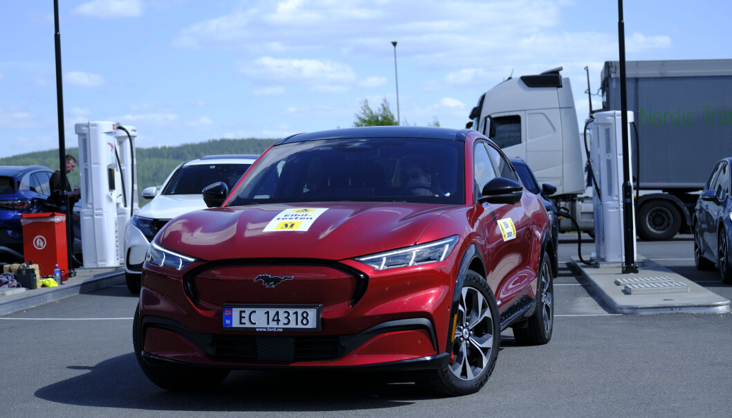 ENKLERE: Ford Mustang Mach-E blir smidigere ved ladestolpene til Ionity. ENKLERE: Ford Mustang Mach-E blir smidigere ved ladestolpene til Ionity.