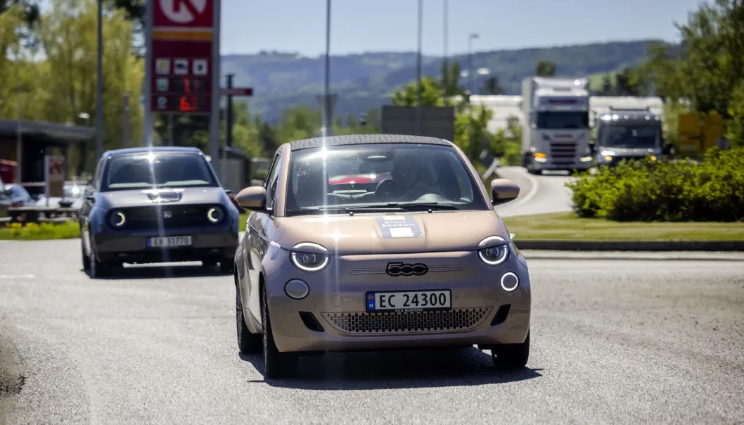 <span class=" font-weight-bold" data-lab-font_weight_desktop="font-weight-bold">SMÅ OG RENE: </span>Fiat 500e, en liten elbil, kommer ut med lavest CO2-utslipp «fra vugge til grav». <span class=" font-weight-bold" data-lab-font_weight_desktop="font-weight-bold">SMÅ OG RENE: </span>Fiat 500e, en liten elbil, kommer ut med lavest CO2-utslipp «fra vugge til grav».