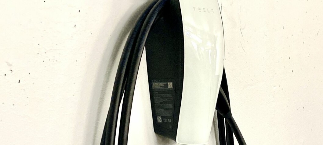 Laderen fusker, og det virker som om Tesla ikke forstår norske reklamasjonsregler