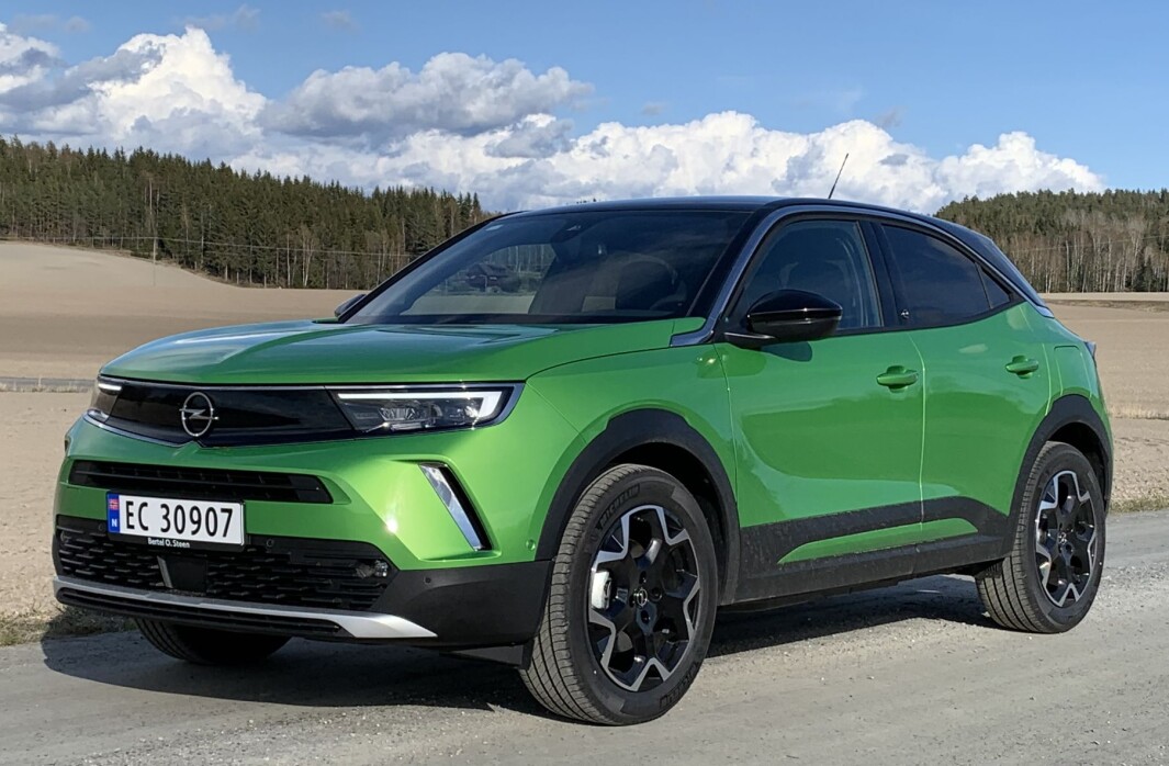 SIN EGEN STIL: Opel har funnet et designspråk som passer merket og som løfter det inn i en ny tidsalder også visuelt, med diskrete hint til stolte tradisjoner. SIN EGEN STIL: Opel har funnet et designspråk som passer merket og som løfter det inn i en ny tidsalder også visuelt, med diskrete hint til stolte tradisjoner.
