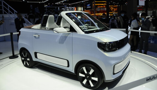 <span class=" font-weight-bold" data-lab-font_weight_desktop="font-weight-bold">ÅPNES:</span> Nylig viste Wuling en kabrioletversjon på bilutstillingen i Shanghai. <span class=" font-weight-bold" data-lab-font_weight_desktop="font-weight-bold">ÅPNES:</span> Nylig viste Wuling en kabrioletversjon på bilutstillingen i Shanghai.