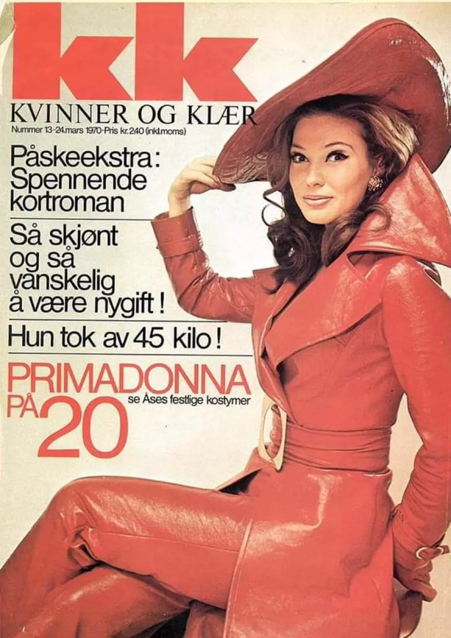 MOTEIKON: Åse Kleveland kjøpte motebilen Saab Sonett i 1968 og var et naturlig valg for magasiner når det var snakk om å vise trender. Kleveland hadde imidlertid andre planer og ble til slutt en av Norges mest markante kulturministre.