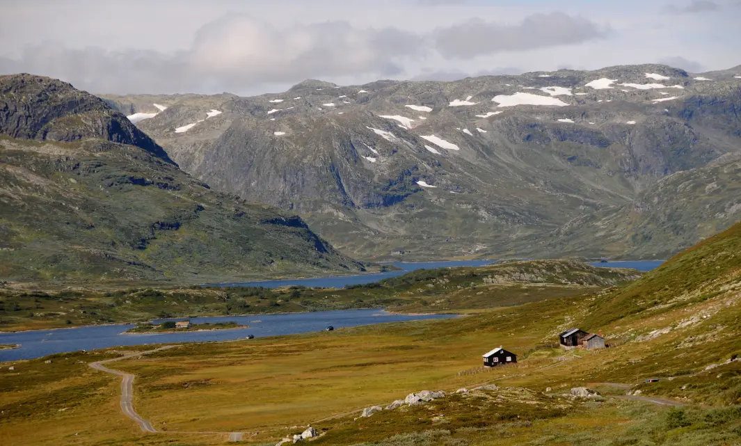 SKARVHEIMEN: Naturen er mektig rundt Djupsvannet. SKARVHEIMEN: Naturen er mektig rundt Djupsvannet.