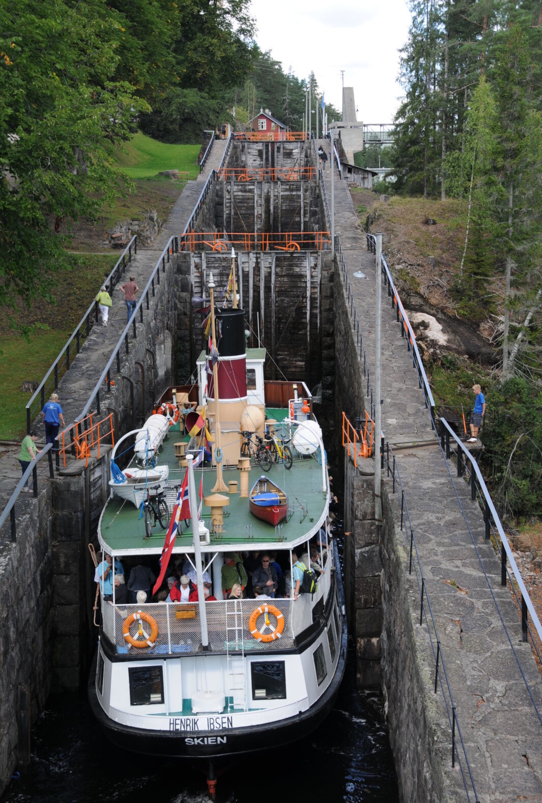 <span class="font-weight-bold" data-lab-font_weight_desktop="font-weight-bold">MEKTIG: </span>Vrangfoss sluser er en av de mest imponerende i hele Telemarkskanalen. <span class="font-weight-bold" data-lab-font_weight_desktop="font-weight-bold">MEKTIG: </span>Vrangfoss sluser er en av de mest imponerende i hele Telemarkskanalen.