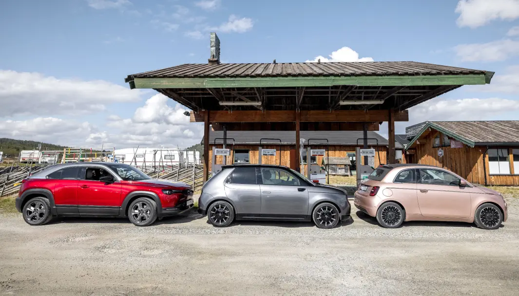 SÆRPREG: Designmessig har Mazda MX-30, Honda e og Fiat 500 mye spennende å by på. SÆRPREG: Designmessig har Mazda MX-30, Honda e og Fiat 500 mye spennende å by på.
