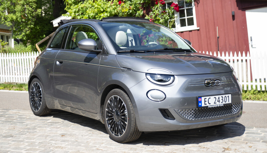 DESIGNBOMBE: Fiat 500 er 360 centimeter bil proppfull av detaljer. DESIGNBOMBE: Fiat 500 er 360 centimeter bil proppfull av detaljer.