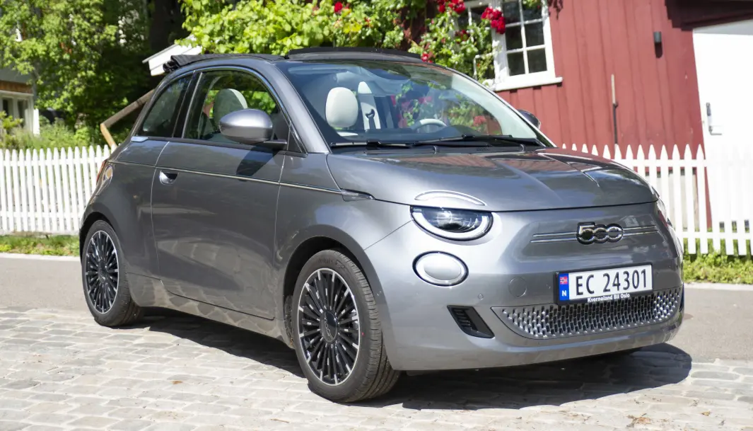 DESIGNBOMBE: Fiat 500 er 360 centimeter bil proppfull av detaljer. DESIGNBOMBE: Fiat 500 er 360 centimeter bil proppfull av detaljer.