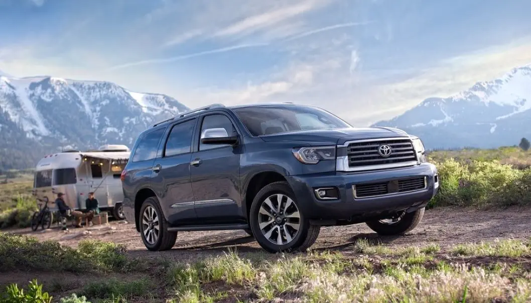 <span class=" font-weight-bold" data-lab-font_weight_desktop="font-weight-bold">INGEN MILJØREFERANSE: </span>Toyota Sequoia, en full size-SUV som selges i Nord-Amerika med en V8 bensinmotor på 5,7 liter. Samme motor finnes også i den svære pickup-en Toyota Tundra. <span class=" font-weight-bold" data-lab-font_weight_desktop="font-weight-bold">INGEN MILJØREFERANSE: </span>Toyota Sequoia, en full size-SUV som selges i Nord-Amerika med en V8 bensinmotor på 5,7 liter. Samme motor finnes også i den svære pickup-en Toyota Tundra.