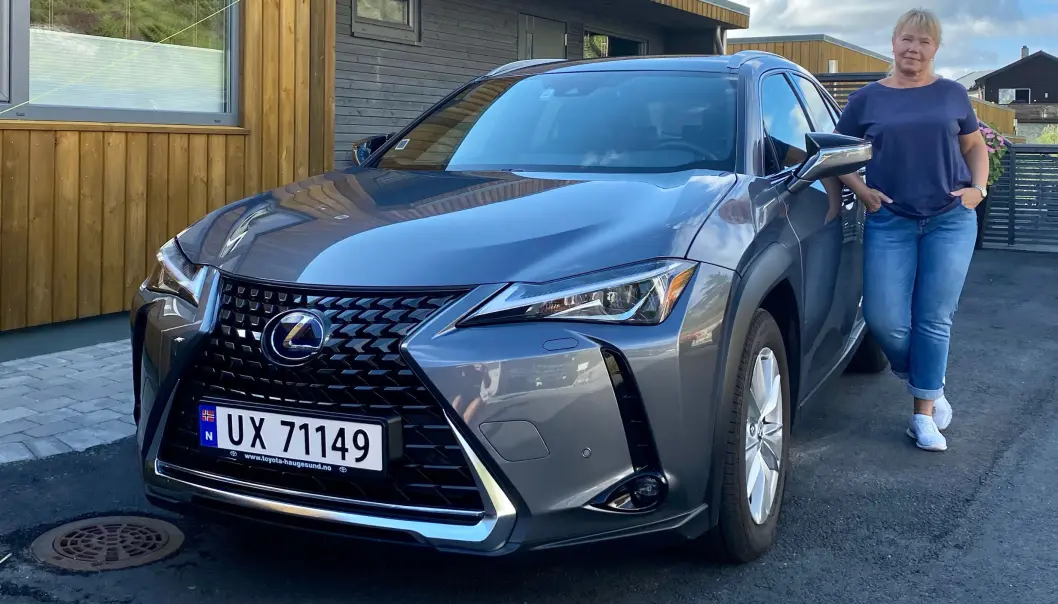 <span class=" font-weight-bold" data-lab-font_weight_desktop="font-weight-bold">LEXUS</span>: Åse Lunnøy har nå byttet inn Jeepen med en Lexus. <span class=" font-weight-bold" data-lab-font_weight_desktop="font-weight-bold">LEXUS</span>: Åse Lunnøy har nå byttet inn Jeepen med en Lexus.