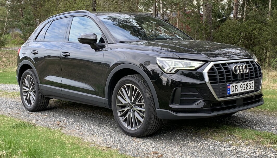 HOLDER MÅL: Første generasjon Q3 var etter vår mening den stygge andungen hos Audi. Som fullvoksen svane i annen generasjon er SUV-en, på størrelse med Volkswagens Tiguan, adskillig mer attraktiv. HOLDER MÅL: Første generasjon Q3 var etter vår mening den stygge andungen hos Audi. Som fullvoksen svane i annen generasjon er SUV-en, på størrelse med Volkswagens Tiguan, adskillig mer attraktiv.