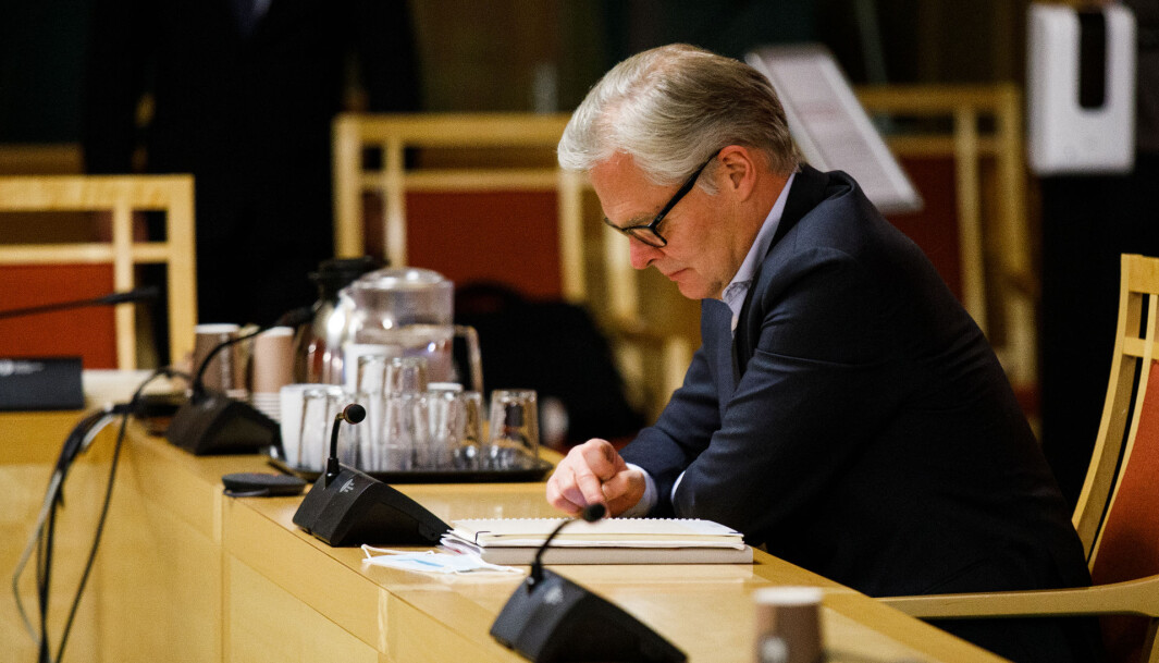 <span class="font-weight-bold" data-lab-font_weight_desktop="font-weight-bold">LAVERE MOMS?</span> Hans Andreas Limi under budsjettforhandlingene i Stortinget forrige høst. <span class="font-weight-bold" data-lab-font_weight_desktop="font-weight-bold">LAVERE MOMS?</span> Hans Andreas Limi under budsjettforhandlingene i Stortinget forrige høst.