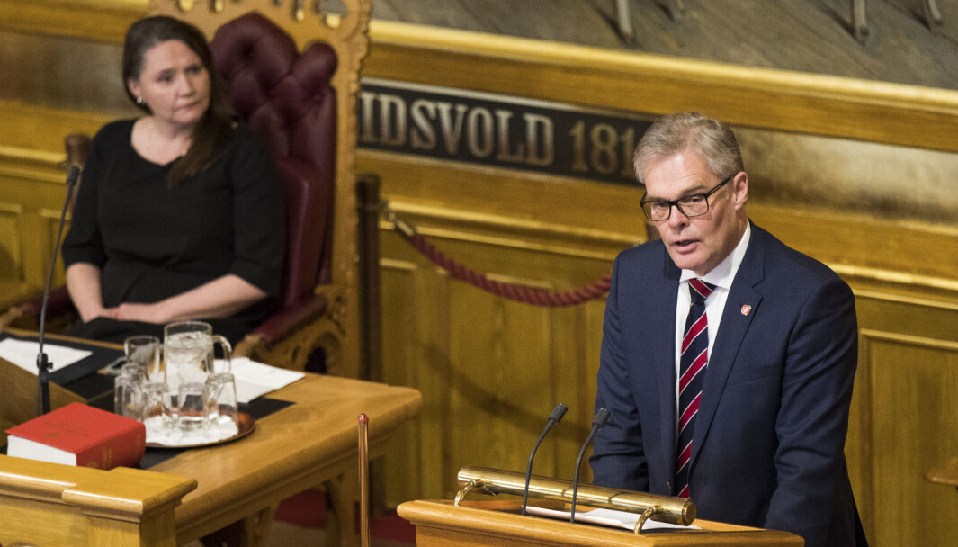 ELBIL-MOMS: Frp og finanspolitiker Hans Andreas Limi vil ha moms på elbiler. ELBIL-MOMS: Frp og finanspolitiker Hans Andreas Limi vil ha moms på elbiler.