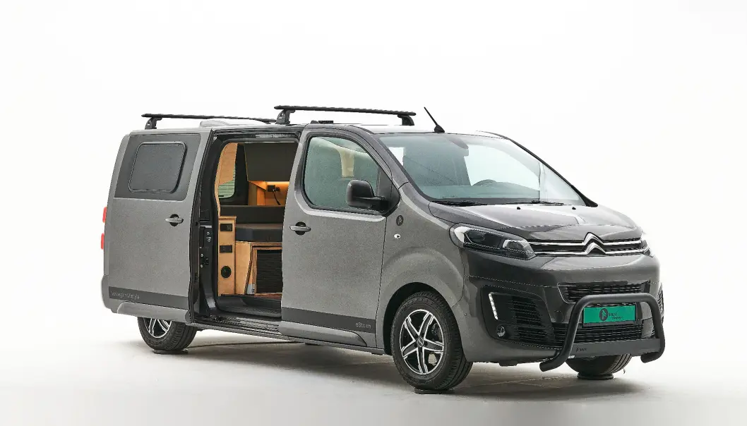 FRANSK-NORSK: Denne produksjonsklare elektriske campingbilen er laget i Norge med Citroén som basis. FRANSK-NORSK: Denne produksjonsklare elektriske campingbilen er laget i Norge med Citroén som basis.