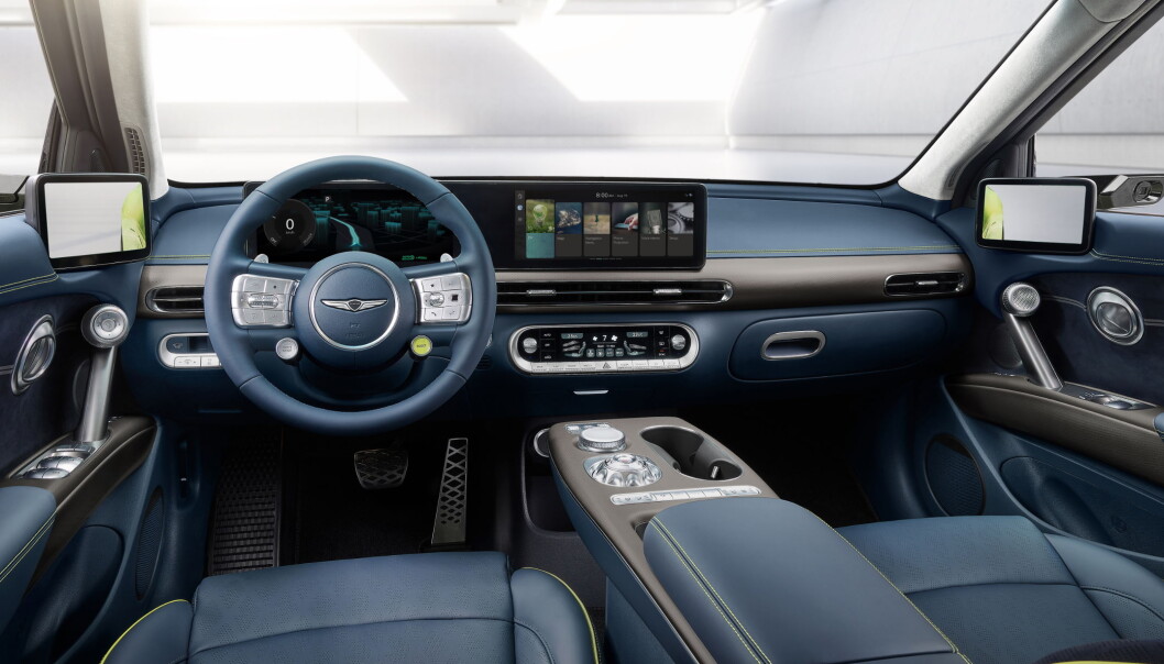 <span class=" font-weight-bold" data-lab-font_weight_desktop="font-weight-bold">LIKHETER: </span>Interiøret i Genesis GV60 har klare likhetstrekk med Ioniq 5, som har fått meget god mottakelse i Norge. <span class=" font-weight-bold" data-lab-font_weight_desktop="font-weight-bold">LIKHETER: </span>Interiøret i Genesis GV60 har klare likhetstrekk med Ioniq 5, som har fått meget god mottakelse i Norge.