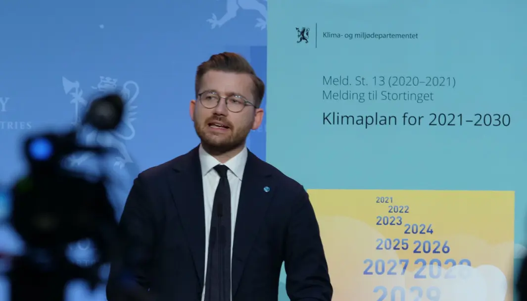 HAR KLIMAPLAN, TRENGER LADEPLAN: Klima- og miljøminister Sveinung Rotevatn. HAR KLIMAPLAN, TRENGER LADEPLAN: Klima- og miljøminister Sveinung Rotevatn.