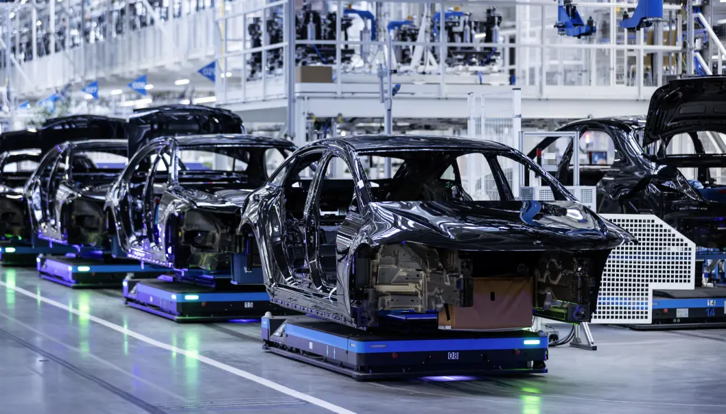BREMS: Mercedes EQS-modeller under produksjon i Sindelfingen. BREMS: Mercedes EQS-modeller under produksjon i Sindelfingen.
