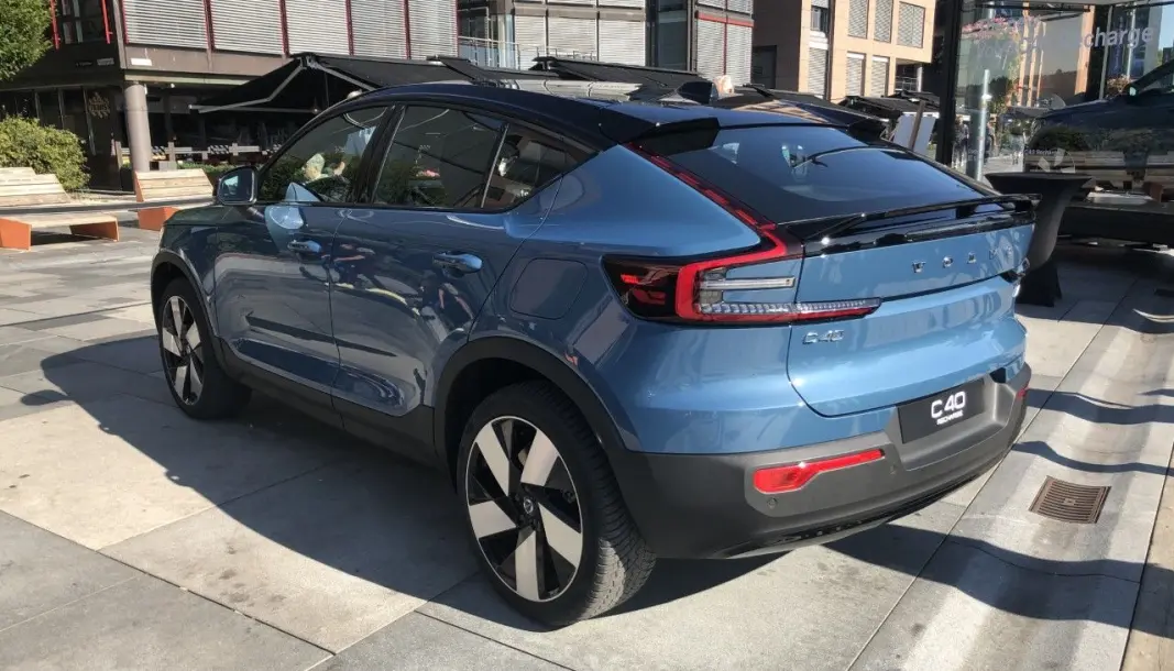 NYKOMMER: Volvo melder seg på i Crossover-klassen med denne modellen. NYKOMMER: Volvo melder seg på i Crossover-klassen med denne modellen.