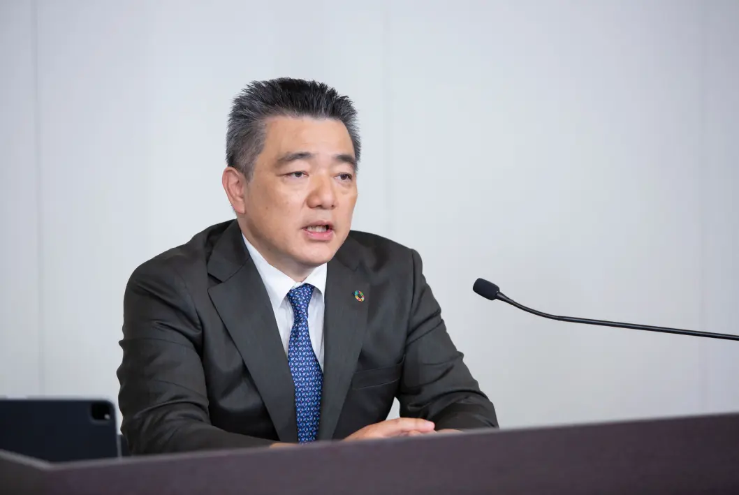 BATTERI-RUSH: Toyota skal redusere batterikostnadene pr bil med 50 prosent, opplyser teknologidirektør Masahiko Maeda. BATTERI-RUSH: Toyota skal redusere batterikostnadene pr bil med 50 prosent, opplyser teknologidirektør Masahiko Maeda.