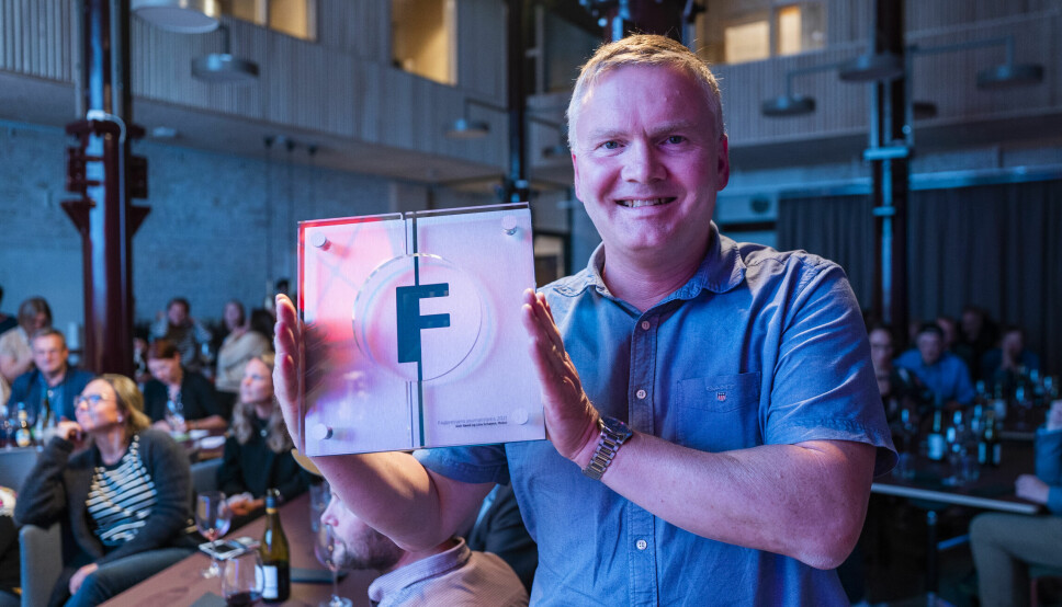 PRISVINNER: Journalist Geir Røed fikk Fagpressens journalistpris for artiklene om muligheten for juks og overvåkning via bombrikkene.