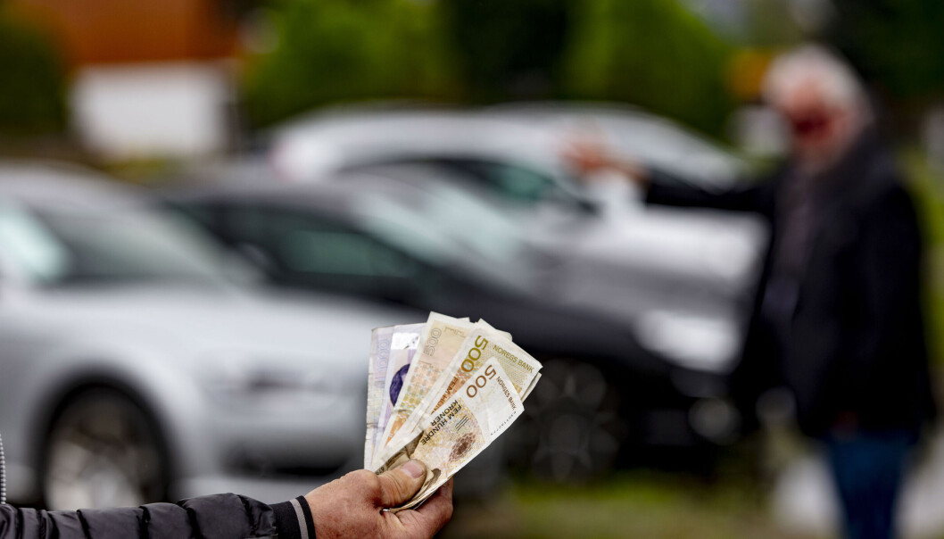 5000 KR: Det hjelper lite å få noen få tusenlapper når man må betale både egne og motpartens utgifter på flere hundre tusen kroner. 5000 KR: Det hjelper lite å få noen få tusenlapper når man må betale både egne og motpartens utgifter på flere hundre tusen kroner.
