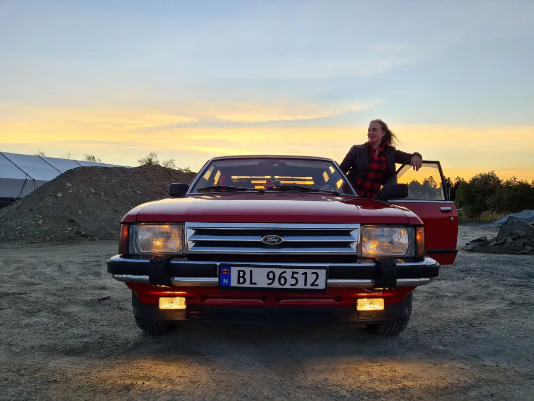 <span class="font-weight-bold" data-lab-font_weight_desktop="font-weight-bold">FORDSATT FORAN:</span> Linda Skavdal har et av Fords mest breiale frontparti – og følger opp med frekk revehale akterut. <span class="font-weight-bold" data-lab-font_weight_desktop="font-weight-bold">FORDSATT FORAN:</span> Linda Skavdal har et av Fords mest breiale frontparti – og følger opp med frekk revehale akterut.