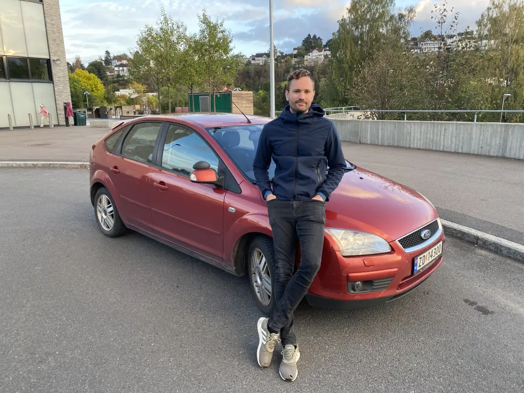 BLE KOMPENSERT: Helge Moe Fredriksen ga ikke opp og fikk til slutt 2000 kroner. Han tilskriver utholdenheten en rettferdighetssans han har arvet fra sin mormor. BLE KOMPENSERT: Helge Moe Fredriksen ga ikke opp og fikk til slutt 2000 kroner. Han tilskriver utholdenheten en rettferdighetssans han har arvet fra sin mormor.