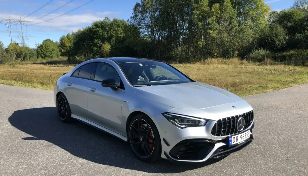 MORO: Mercedes CLA i heftigste versjon frister med utsøkt kjøreglede. MORO: Mercedes CLA i heftigste versjon frister med utsøkt kjøreglede.
