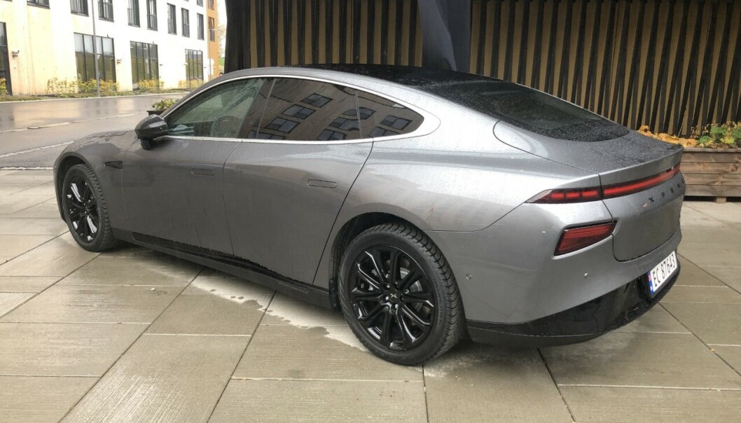 <span class=" font-weight-bold" data-lab-font_weight_desktop="font-weight-bold">TESLA-INSPIRERT: </span>Karosserilinjene er tydelig inspirert av Tesla Model S, men P7 har likevel fått sin egen identitet. <span class=" font-weight-bold" data-lab-font_weight_desktop="font-weight-bold">TESLA-INSPIRERT: </span>Karosserilinjene er tydelig inspirert av Tesla Model S, men P7 har likevel fått sin egen identitet.