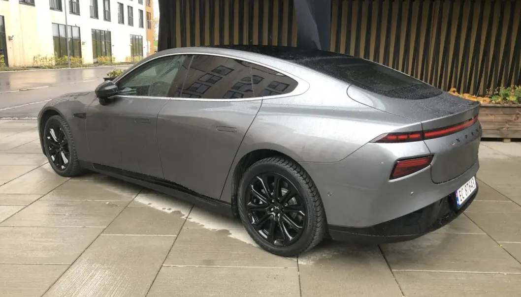 <span class=" font-weight-bold" data-lab-font_weight_desktop="font-weight-bold">TESLA-INSPIRERT: </span>Karosserilinjene er tydelig inspirert av Tesla Model S, men P7 har likevel fått sin egen identitet. <span class=" font-weight-bold" data-lab-font_weight_desktop="font-weight-bold">TESLA-INSPIRERT: </span>Karosserilinjene er tydelig inspirert av Tesla Model S, men P7 har likevel fått sin egen identitet.
