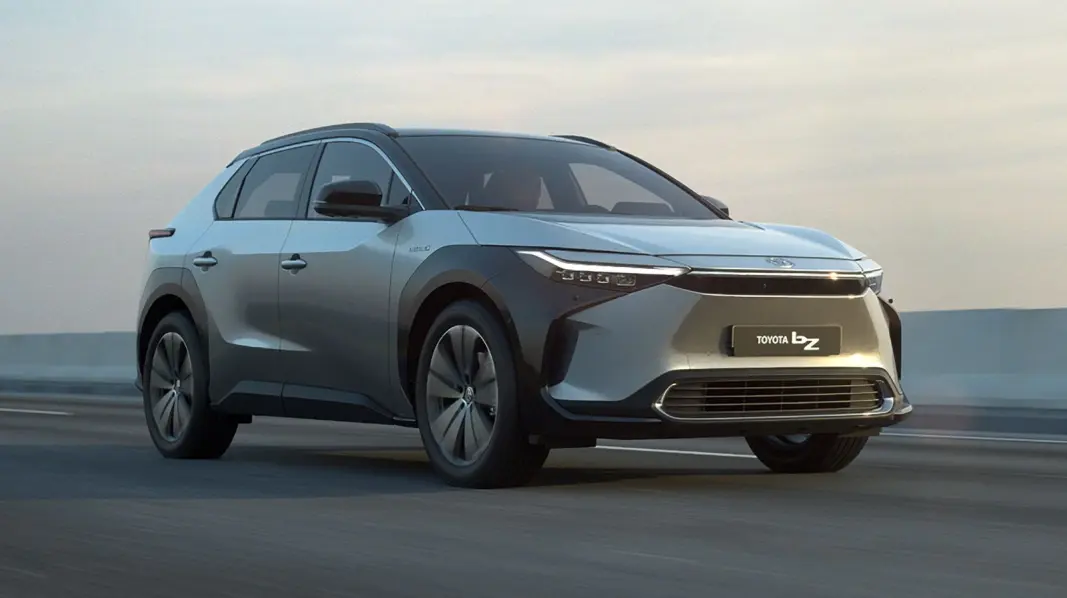 FESTER GREPET: Toyota har passert Volkswagen med margin. Modellen bZ4X vil antakelig gi produsenten nye, gode tall. FESTER GREPET: Toyota har passert Volkswagen med margin. Modellen bZ4X vil antakelig gi produsenten nye, gode tall.